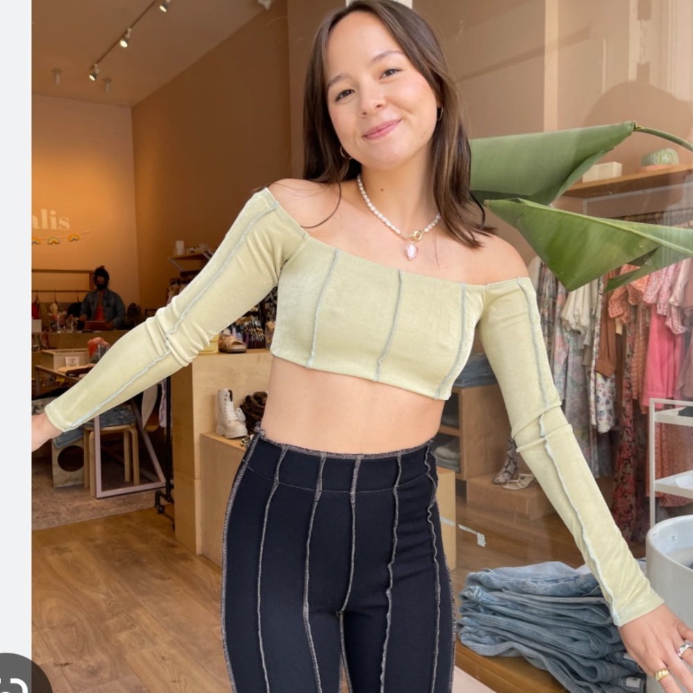 Isalis Sunday Off the Shoulder in Sage